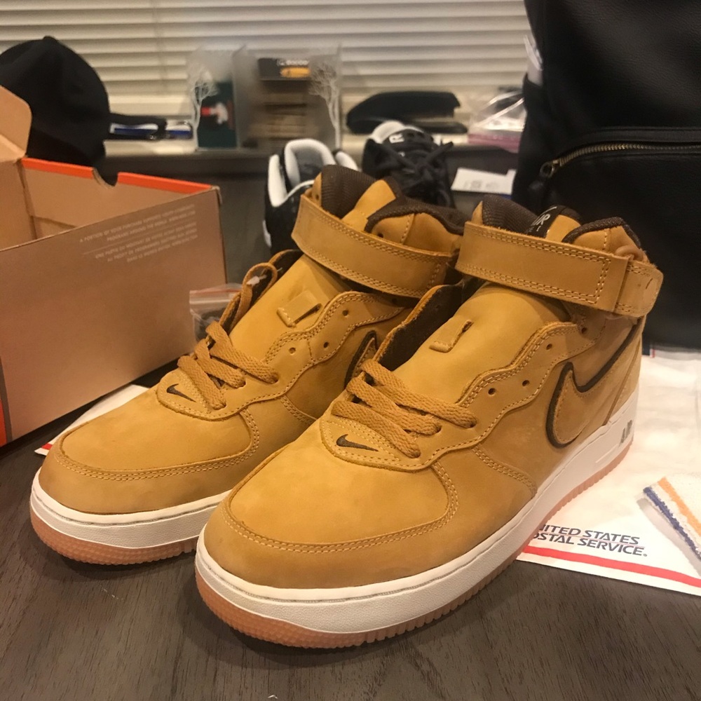 Nike Air Force 1 Mid WP Wheat Flax Shoes Sz 9.5